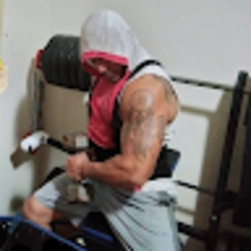 Meet your Posher, Cesar